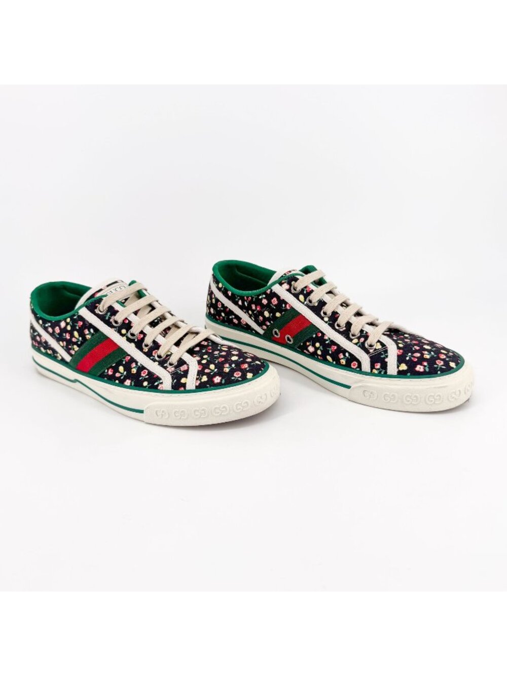 Gucci x Liberty of London 1977 Tennis Sneakers Black Floral Size 40 US 10 Women